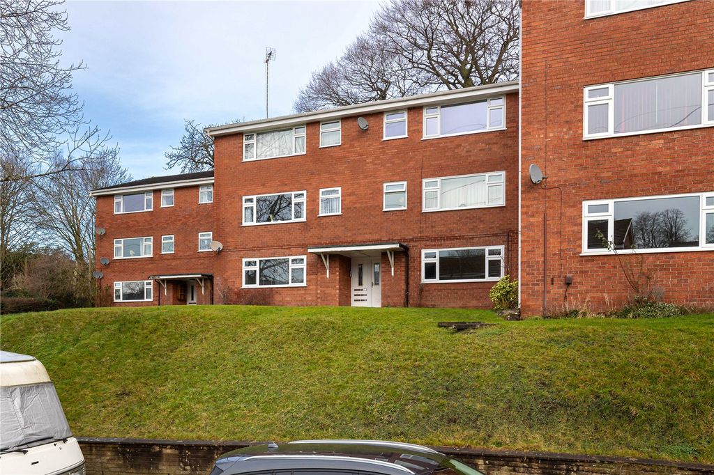 Property photo 1 of 7 Front View