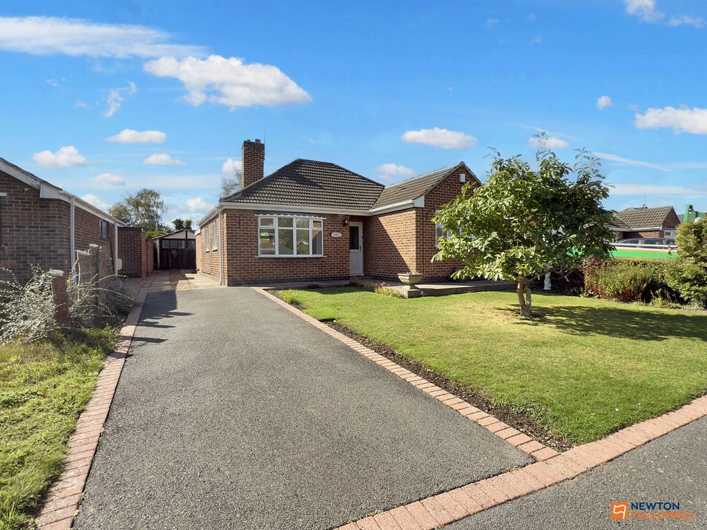 Property photo 1 of 35