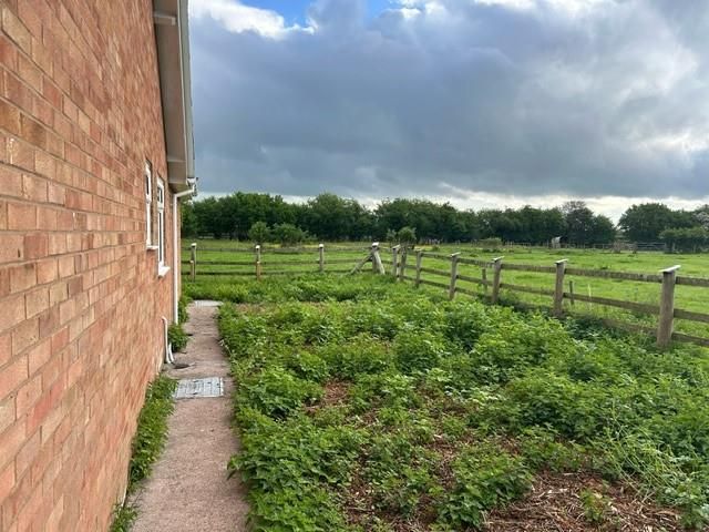 Property photo 2 of 10 External View