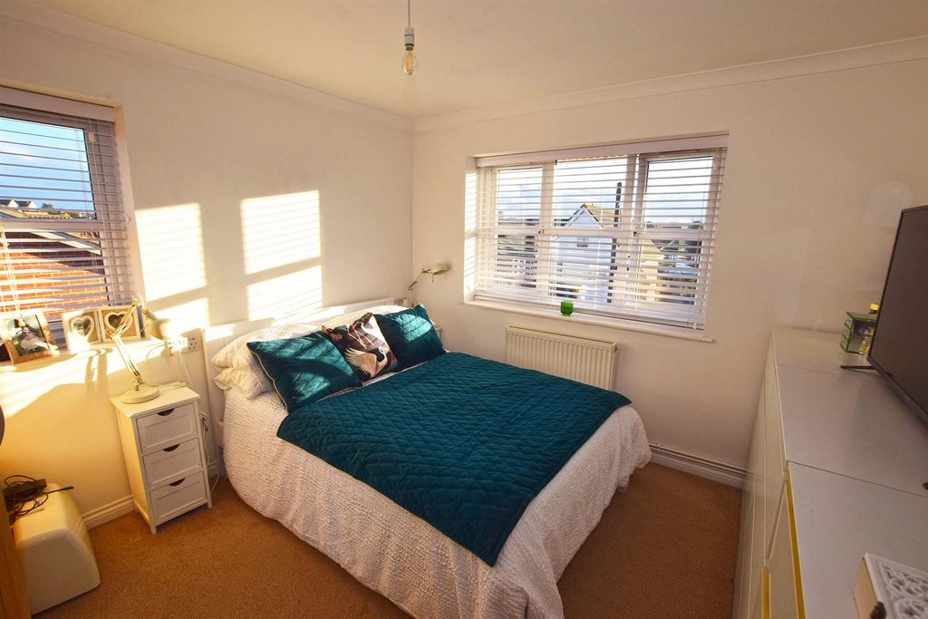 Property photo 3 of 12 Bedroom 1