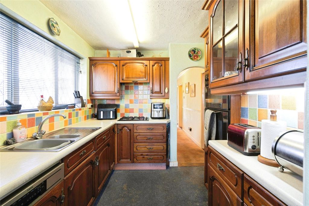 Property photo 3 of 24 Picture No. 21