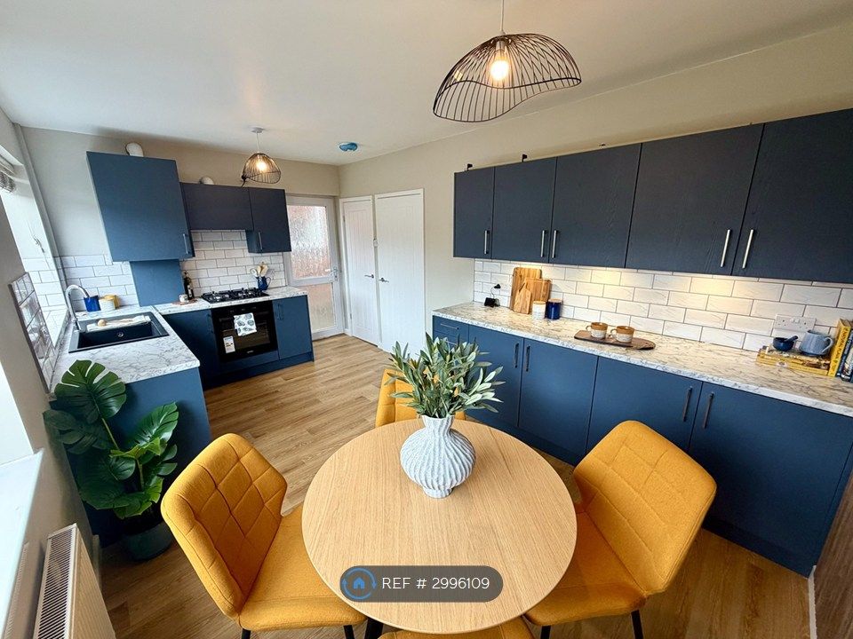 Property photo 1 of 10 Kitchen Diner