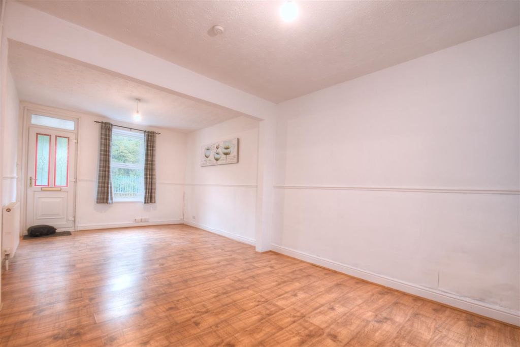 Property photo 3 of 10 Lounge 1.Jpg