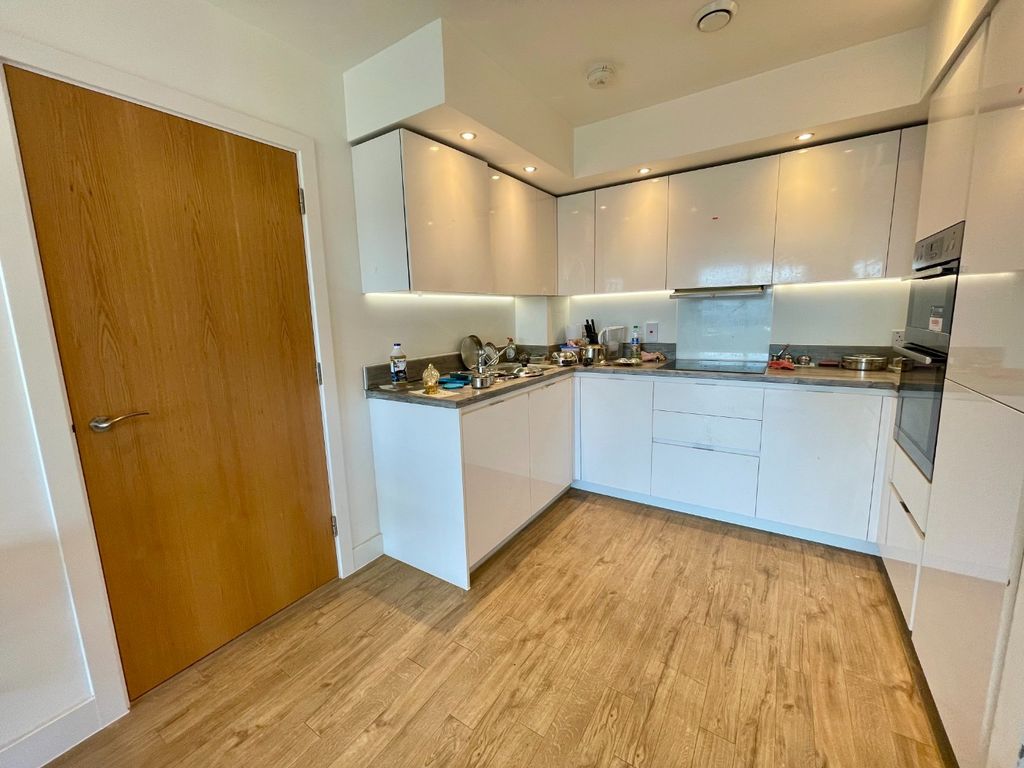 Property photo 2 of 6 3636693