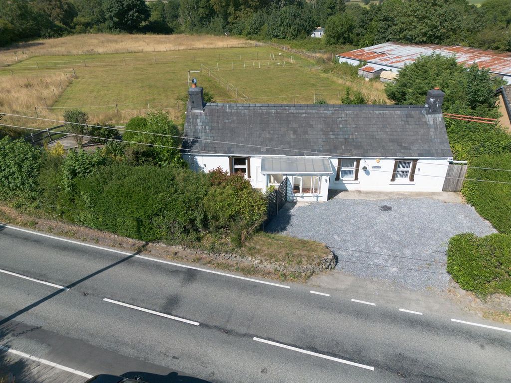 Property photo 1 of 39