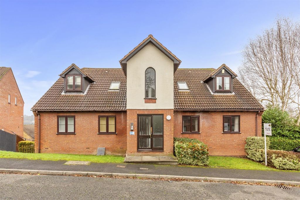 Property photo 2 of 15