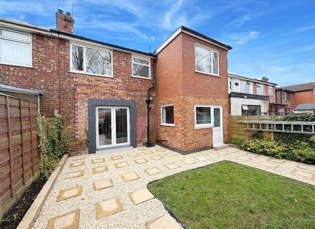 Property photo 2 of 21 Picture No. 02