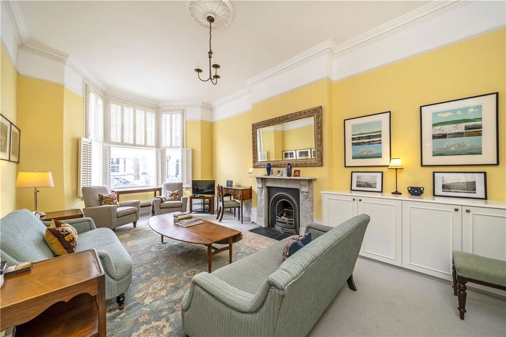 Property photo 2 of 6