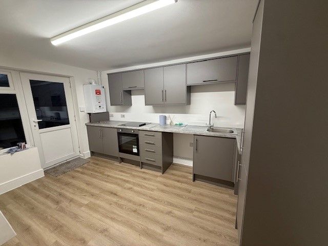 Property photo 3 of 10 Image