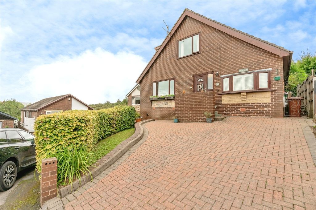 Property photo 1 of 33 Picture No. 69