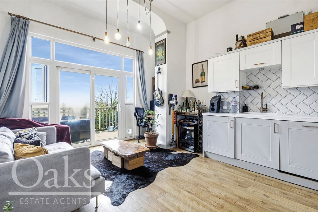 Property photo 2 of 9 Picture No. 07