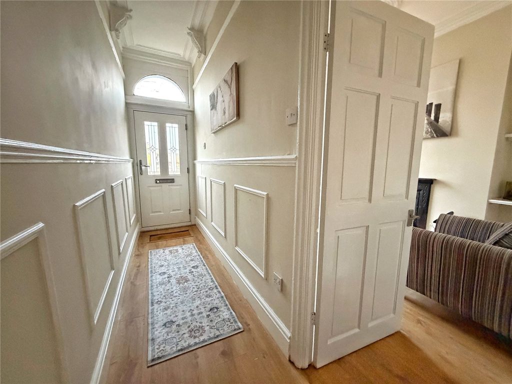 Property photo 2 of 20 Picture No. 25