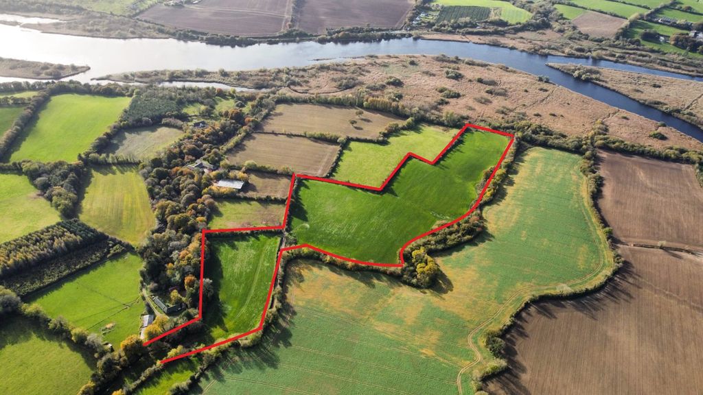 Property photo 1 of 1