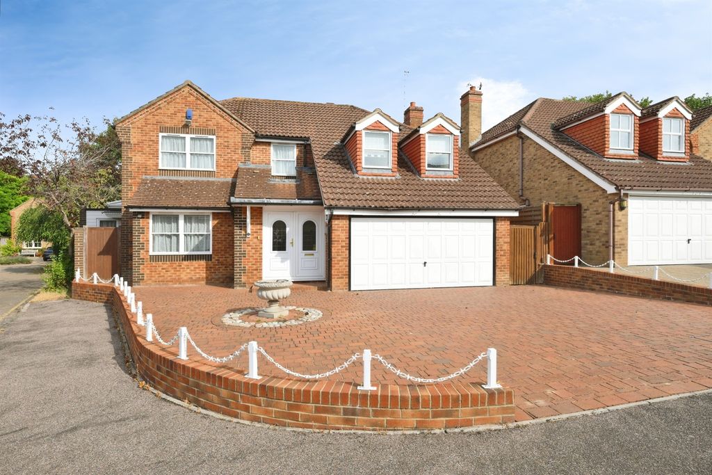 Property photo 1 of 23