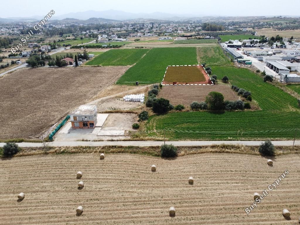 Property photo 2 of 6