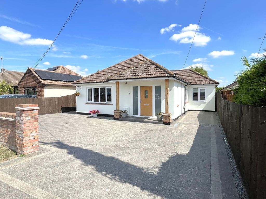 Property photo 1 of 21