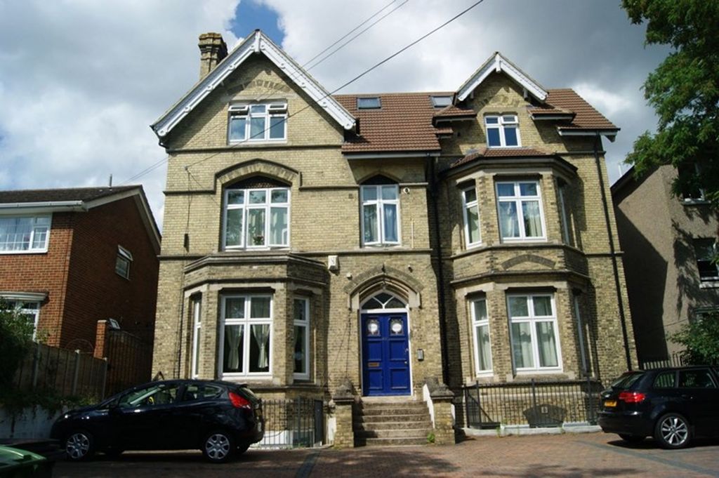 Property photo 1 of 6