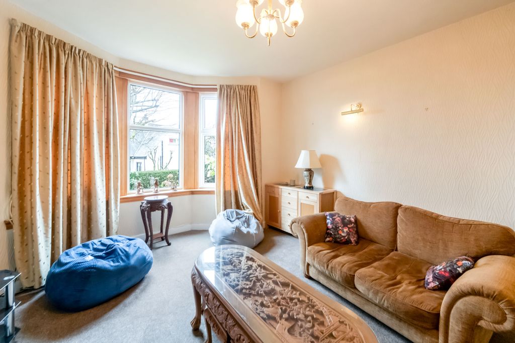 Property photo 3 of 24