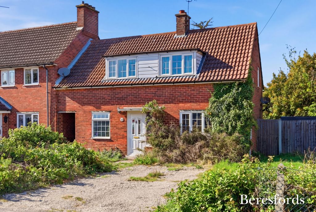 Property photo 1 of 16 Front