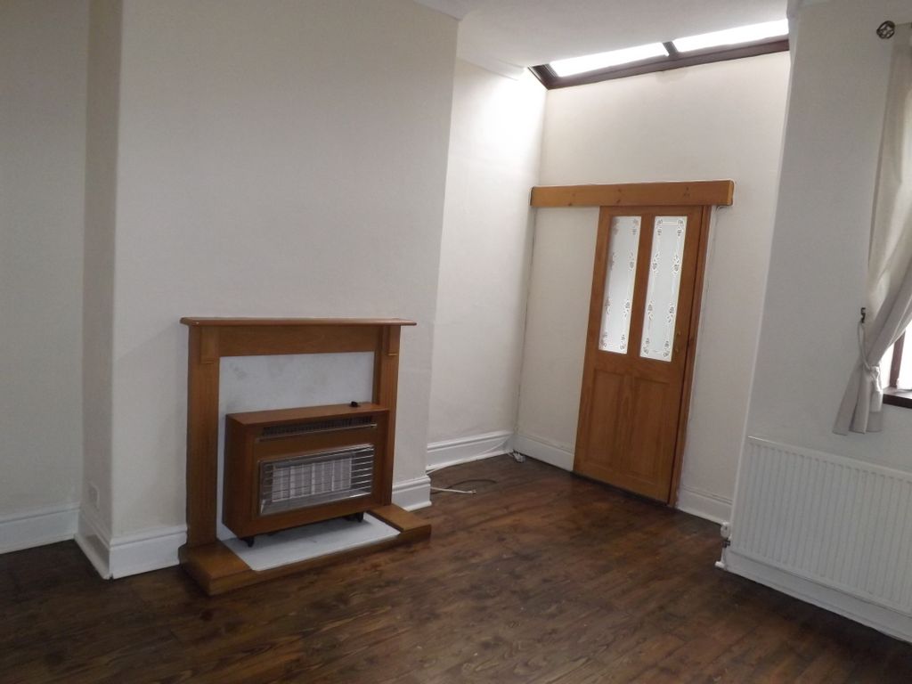 Property photo 3 of 8