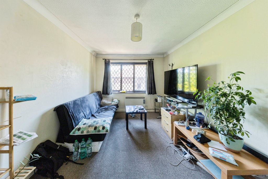 Property photo 3 of 13