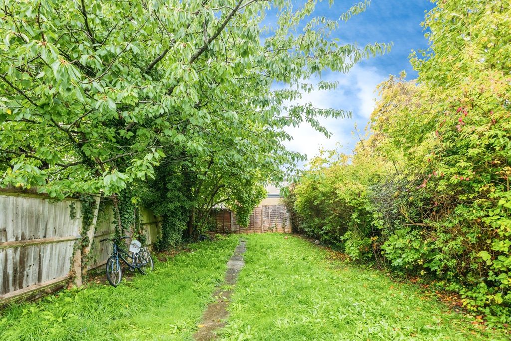 Property photo 2 of 12 Photo