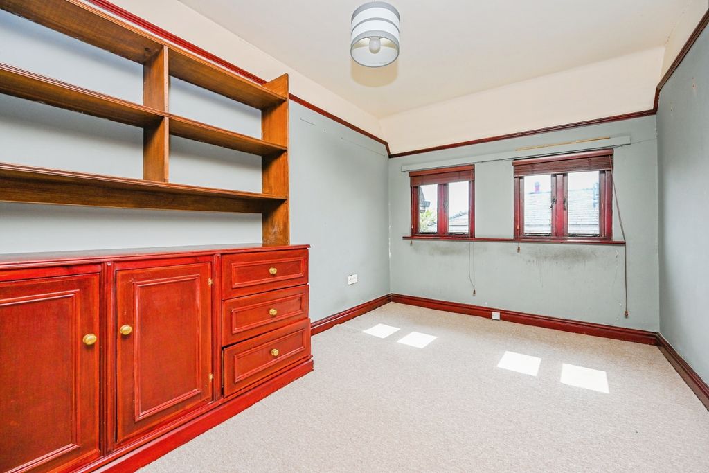 Property photo 3 of 11 Photo
