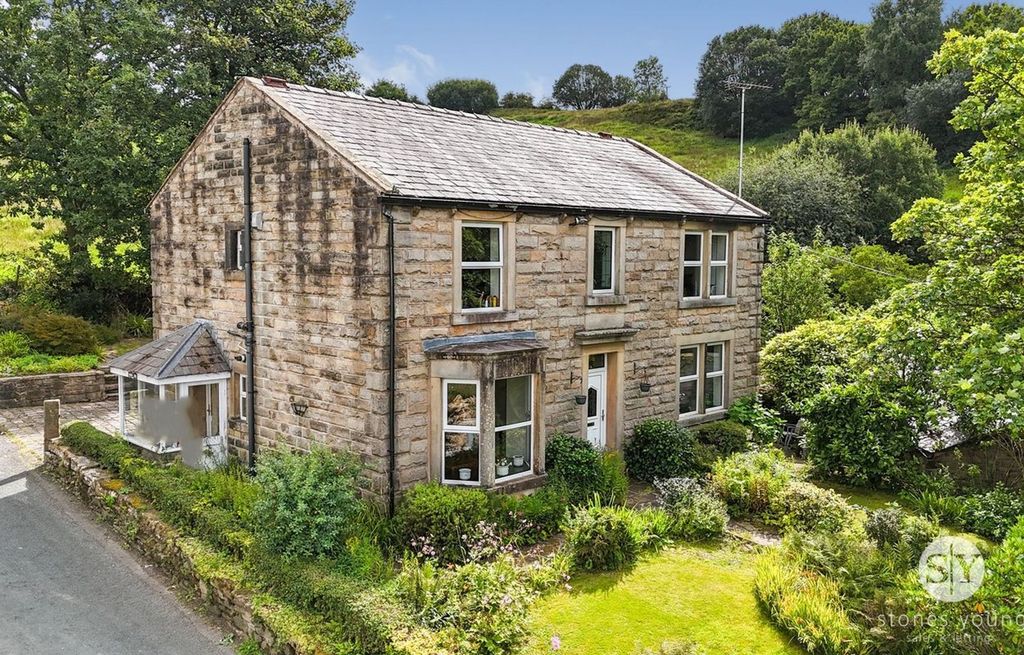 Property photo 2 of 38