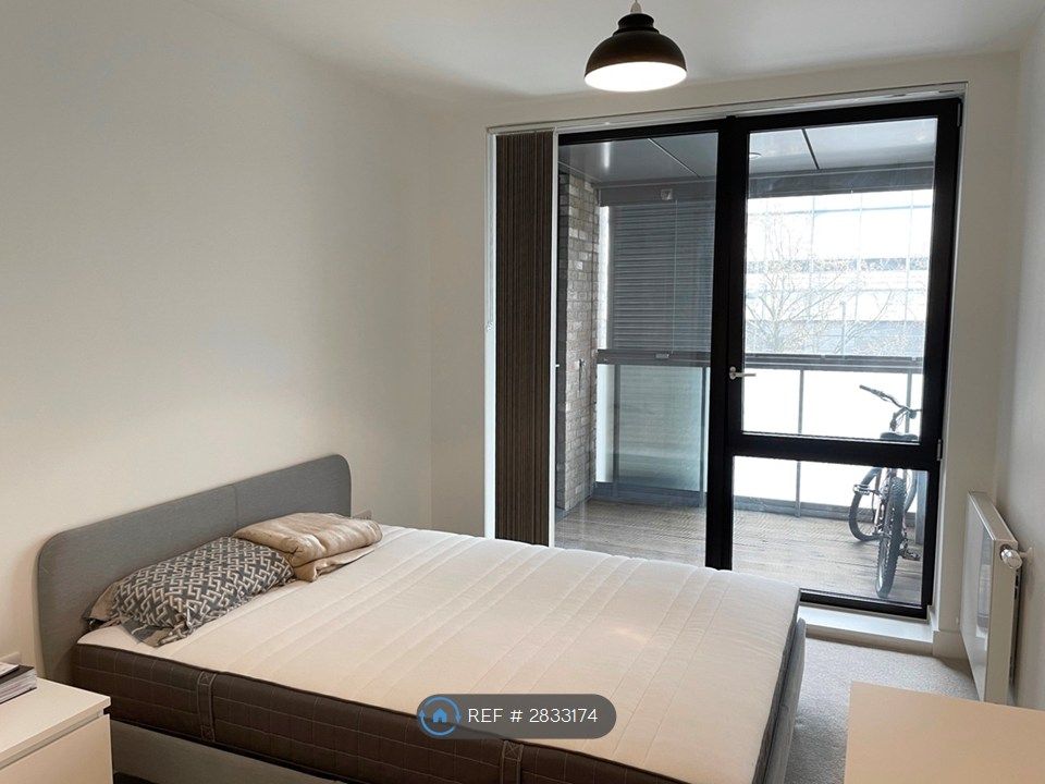 Property photo 3 of 10 Bedroom