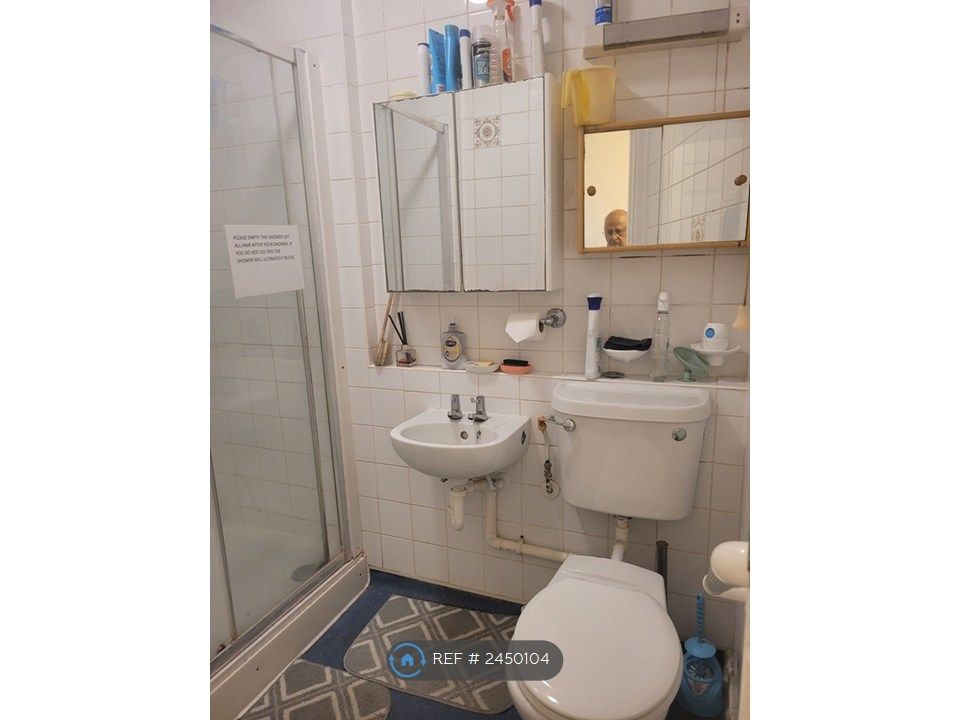Property photo 3 of 4
