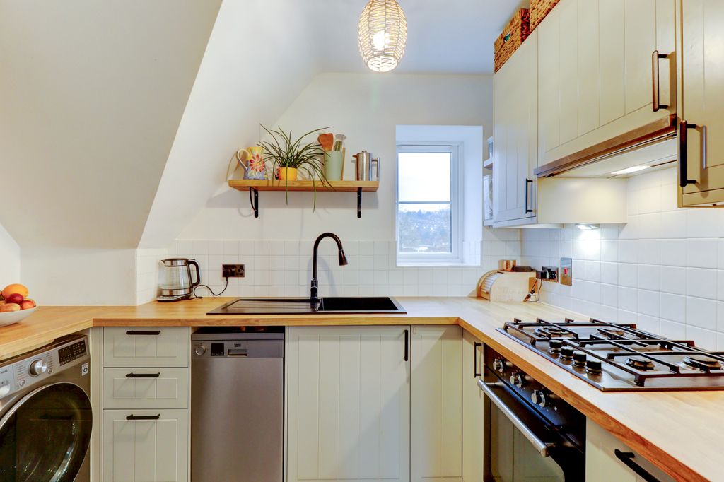 Property photo 3 of 10 Picture No. 04