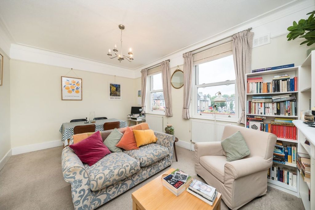 Property photo 2 of 3