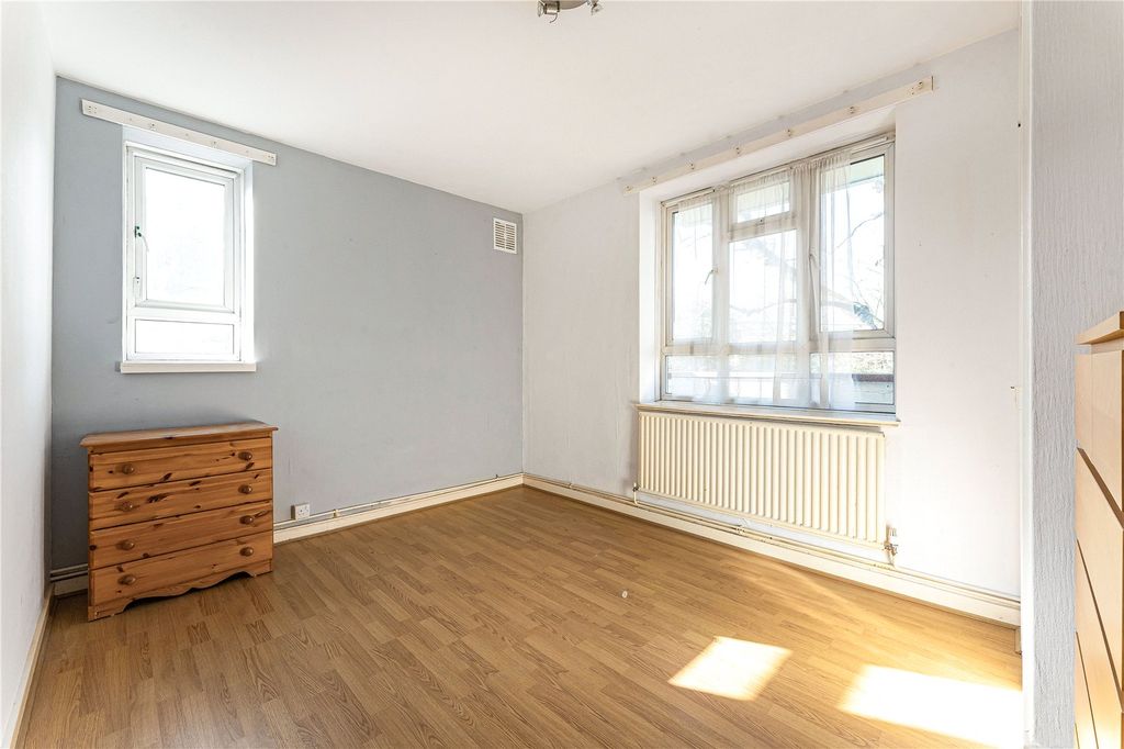 Property photo 3 of 14 Bedroom