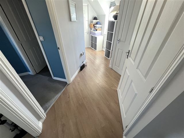 Property photo 3 of 14 Entrance Hallway