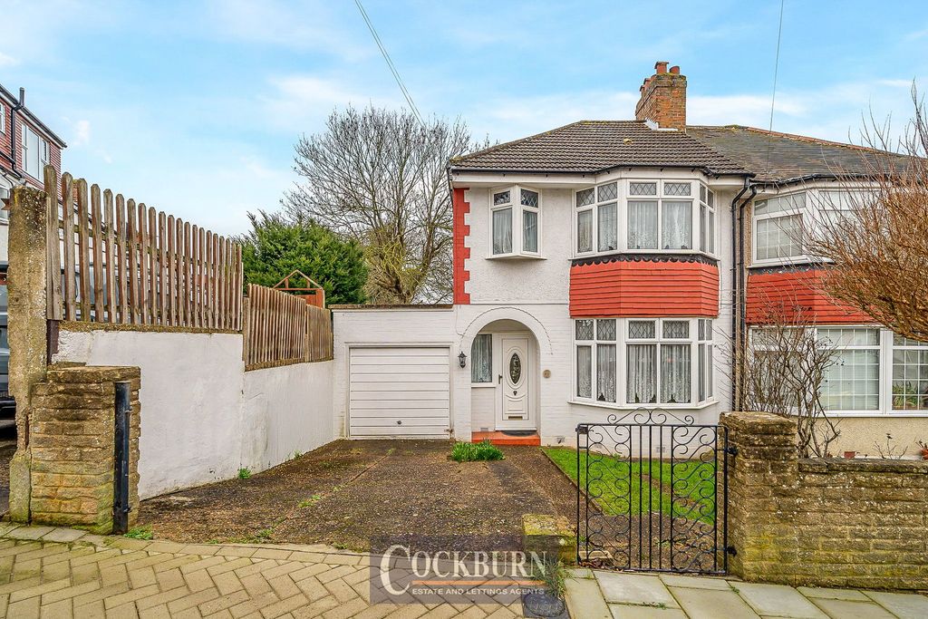Property photo 1 of 15