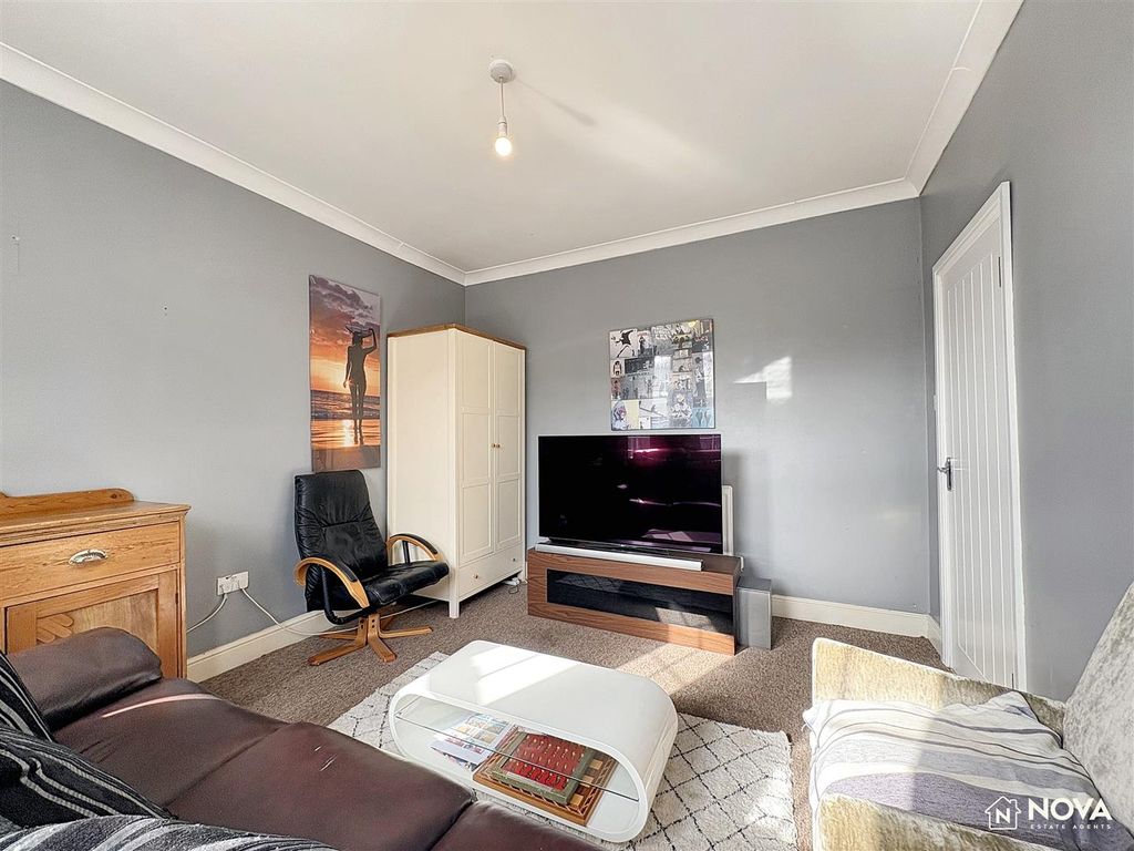 Property photo 2 of 20 Img_3767.Jpg