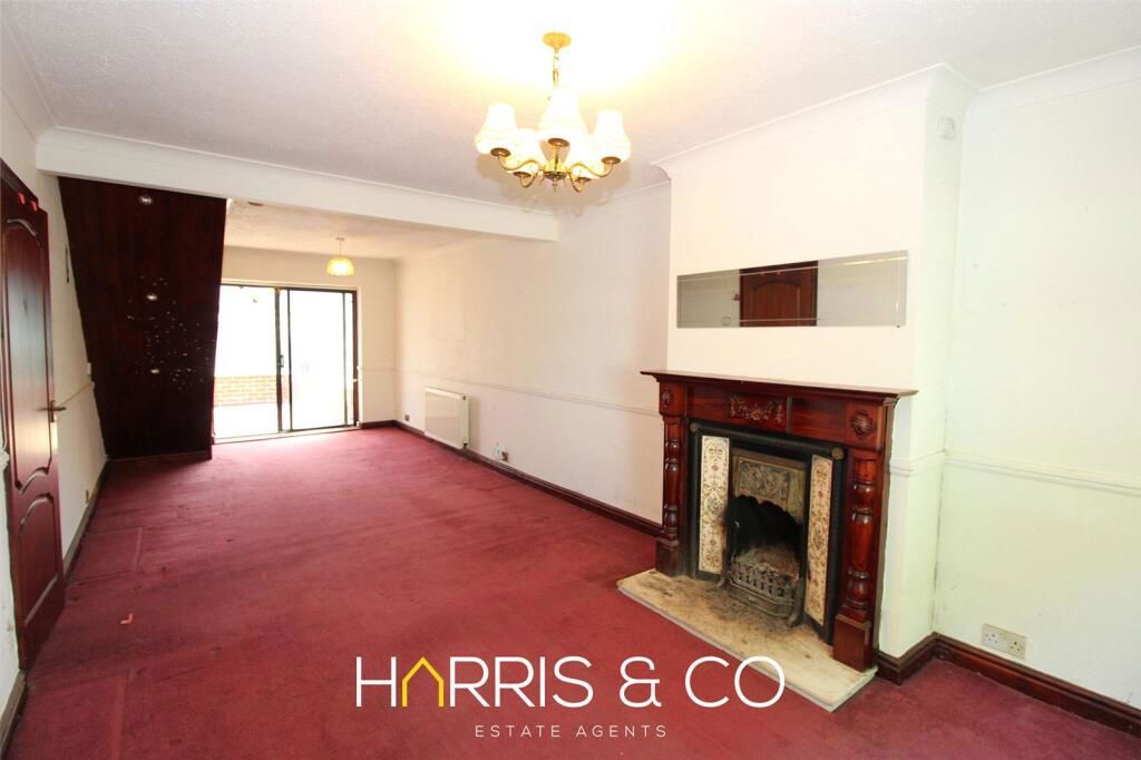 Property photo 3 of 18