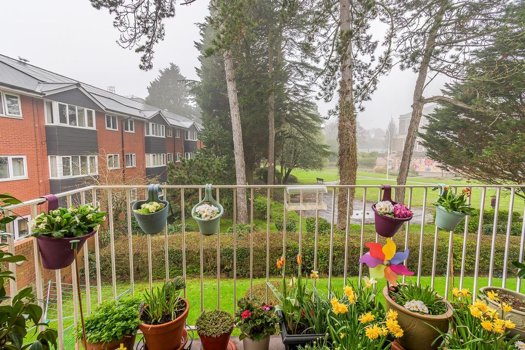 Additional image 18 of 2 bed flat for saleButtrills Road, Barry CF62