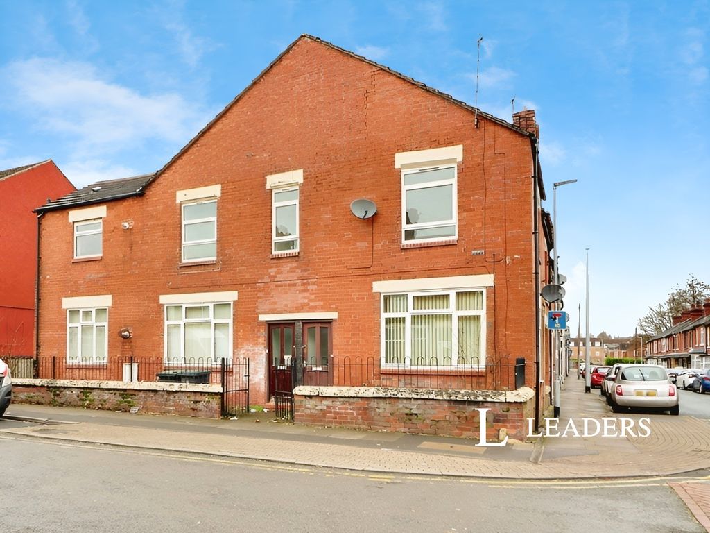 Property photo 1 of 8 31A Machin Street