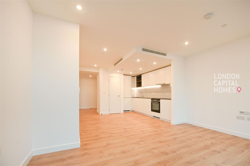 Property photo 3 of 18 1908-07.Jpg