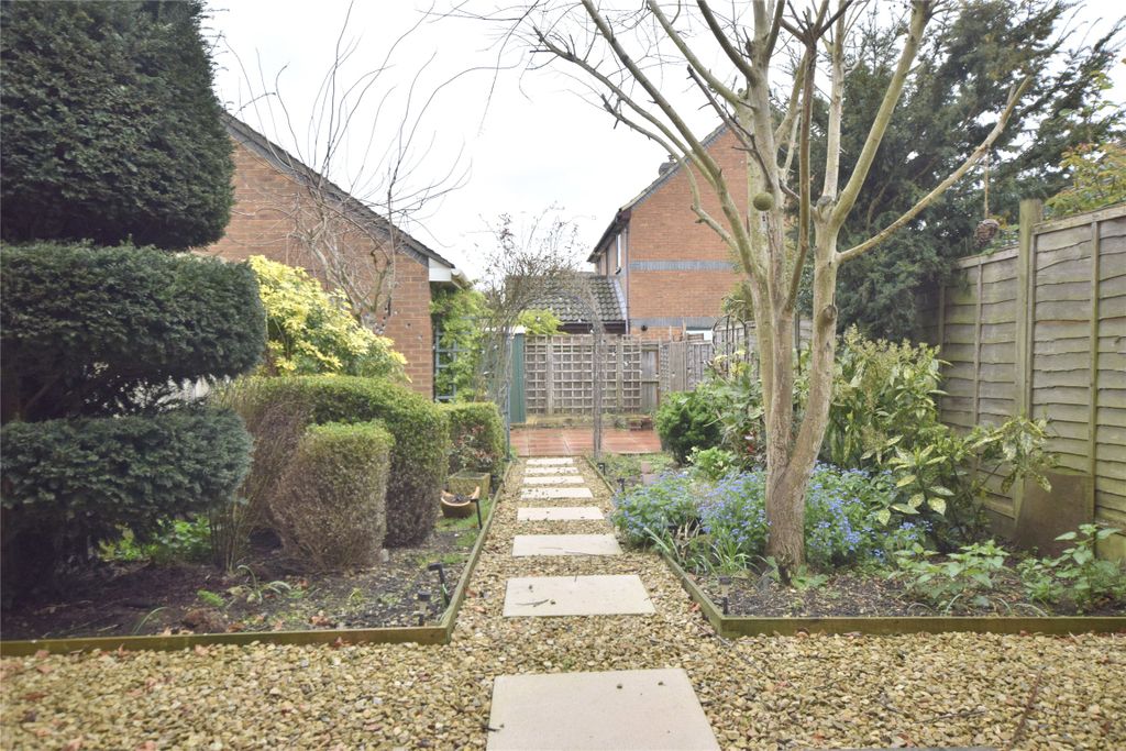 Property photo 2 of 11 Picture No. 23