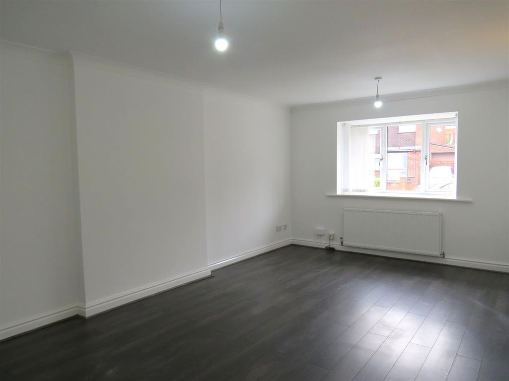 Property photo 2 of 11 Img_4404.Jpg