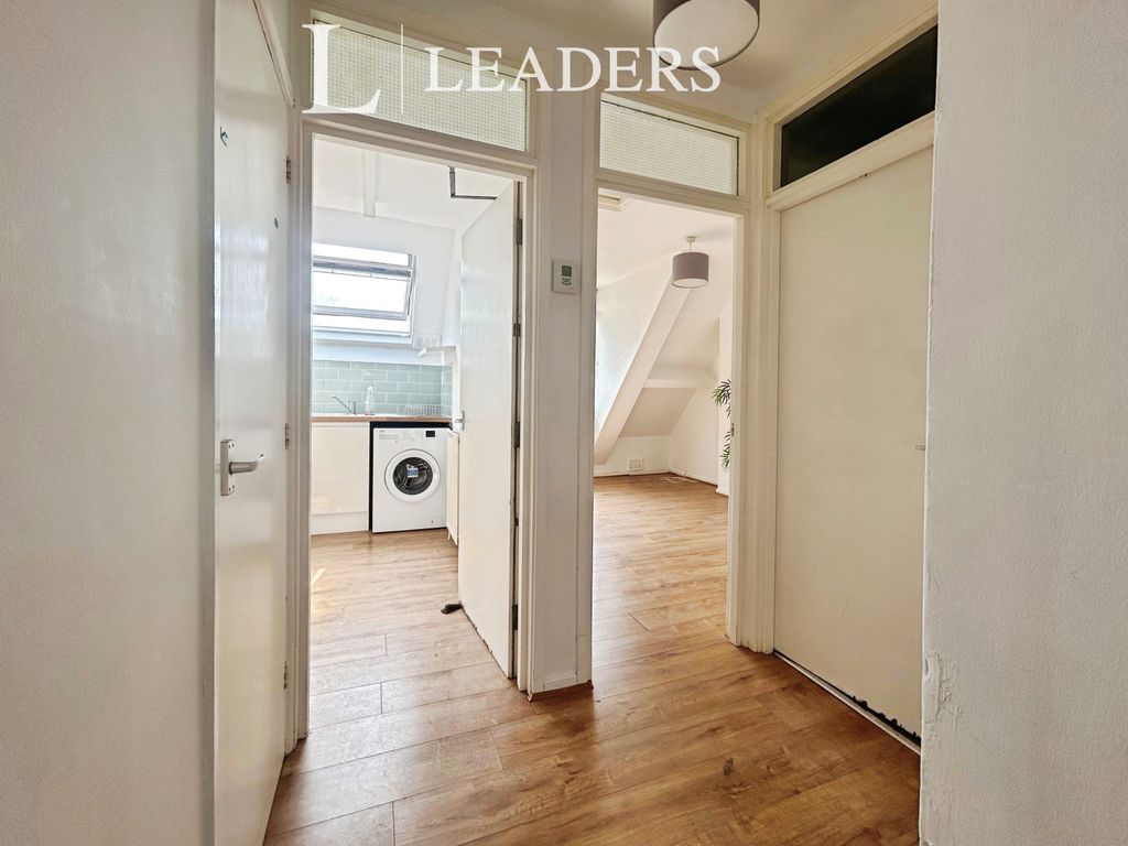Property photo 1 of 6 A58Fa64A-6