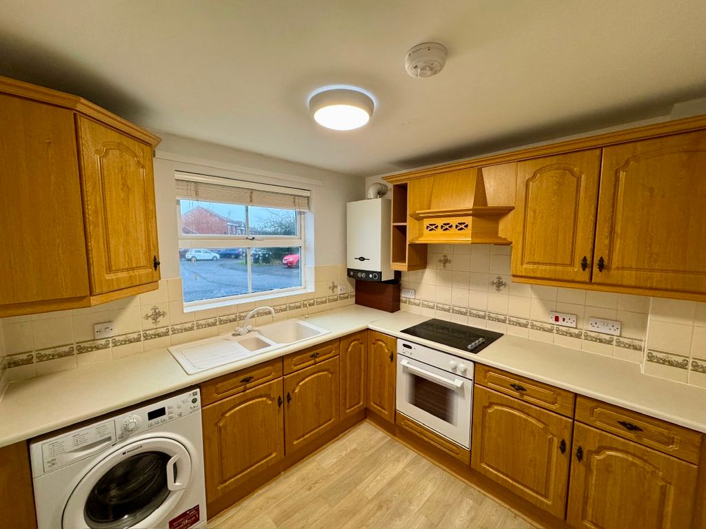 Property photo 2 of 9