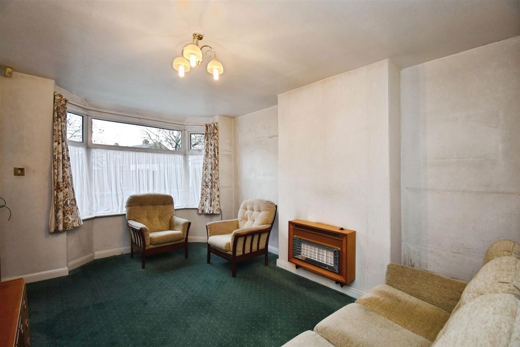 Property photo 2 of 14 21Ed34E2-U 20 20 288 29.Jpg