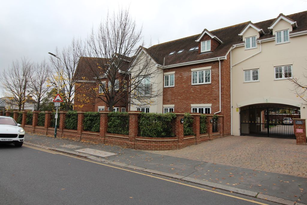 Property photo 3 of 12 Exterior View 3