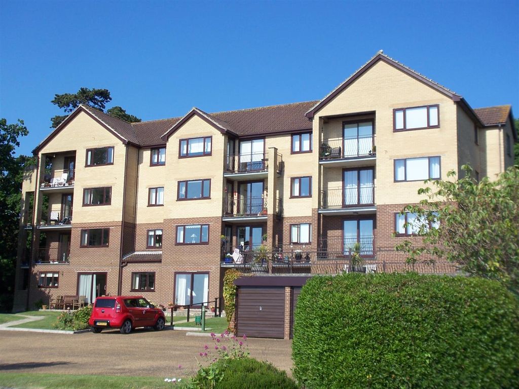 Property photo 1 of 25 Savoy Court.Jpg