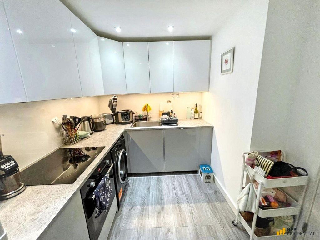 Property photo 3 of 19