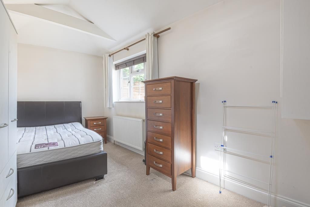 Property photo 3 of 10 Bedroom