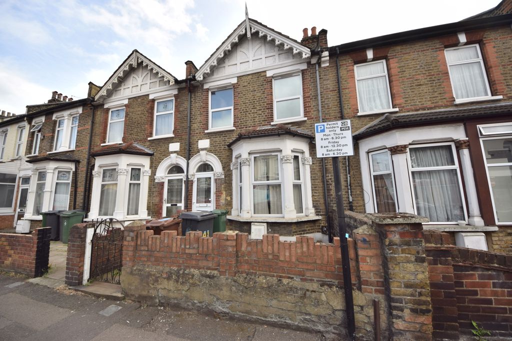 Property photo 1 of 26